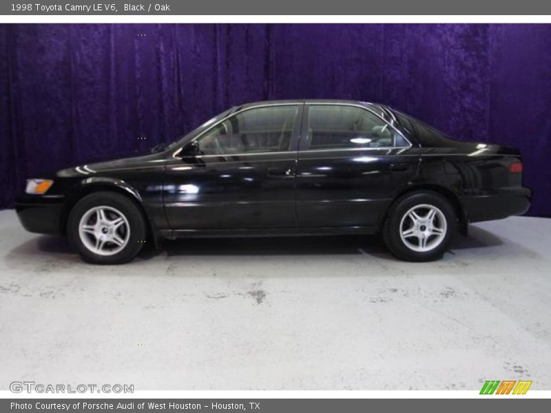 Black / Oak 1998 Toyota Camry LE V6