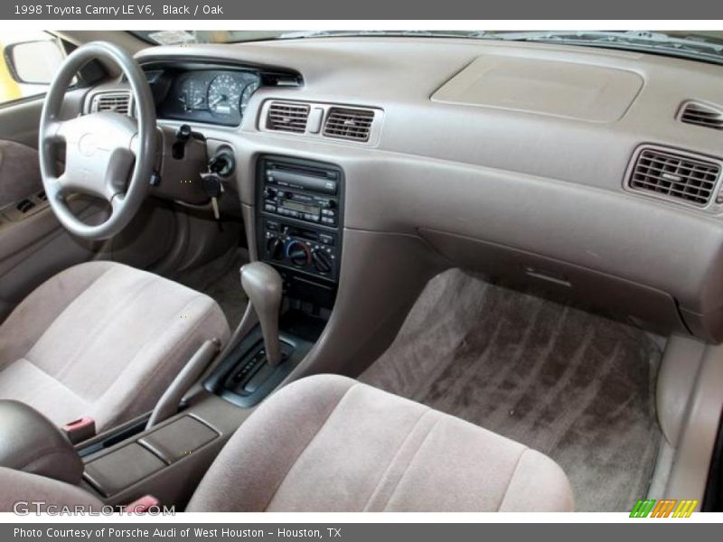 Black / Oak 1998 Toyota Camry LE V6