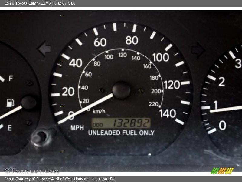 Black / Oak 1998 Toyota Camry LE V6