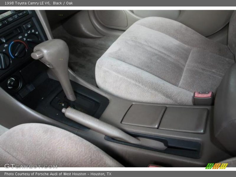 Black / Oak 1998 Toyota Camry LE V6