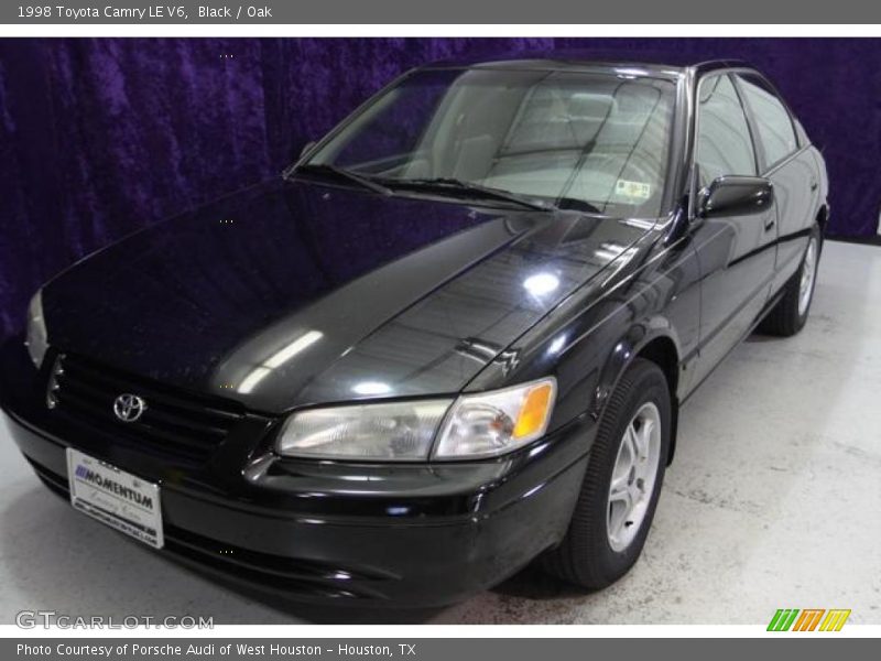 Black / Oak 1998 Toyota Camry LE V6