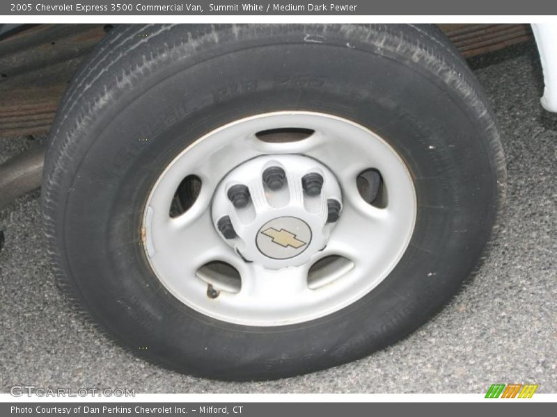 Summit White / Medium Dark Pewter 2005 Chevrolet Express 3500 Commercial Van