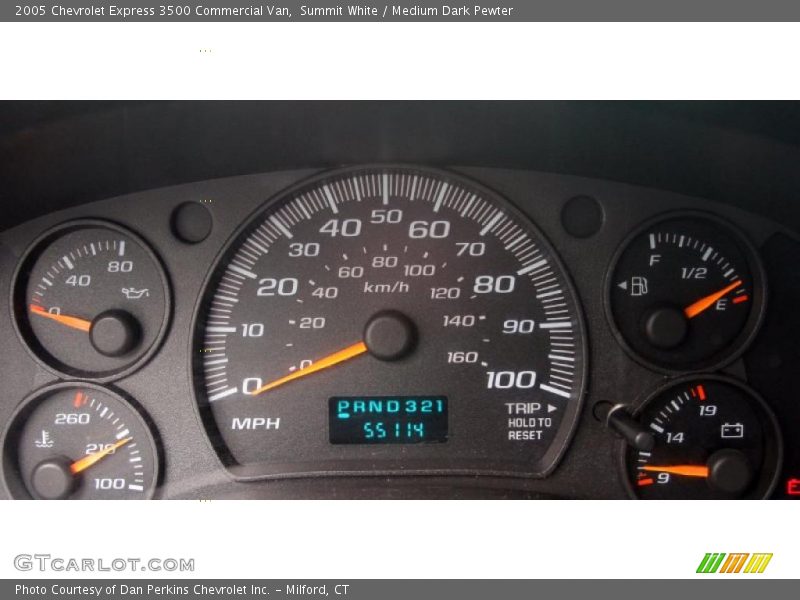 Summit White / Medium Dark Pewter 2005 Chevrolet Express 3500 Commercial Van
