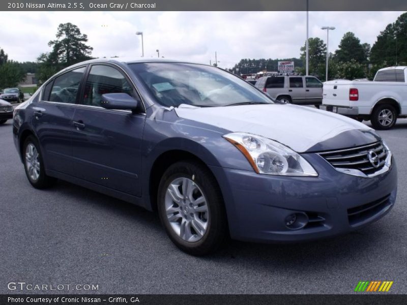 Ocean Gray / Charcoal 2010 Nissan Altima 2.5 S