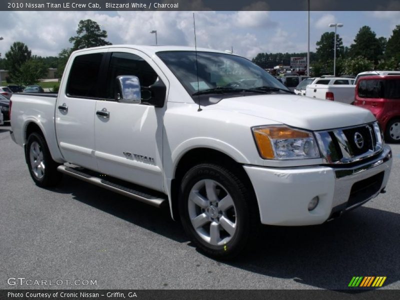 Blizzard White / Charcoal 2010 Nissan Titan LE Crew Cab