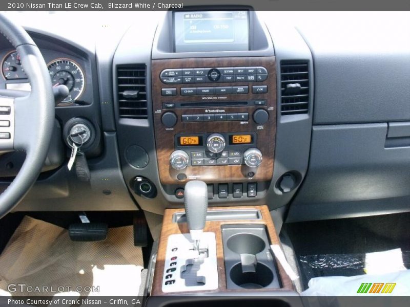 Blizzard White / Charcoal 2010 Nissan Titan LE Crew Cab