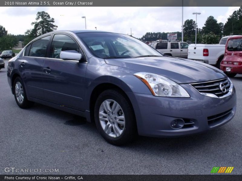 Ocean Gray / Charcoal 2010 Nissan Altima 2.5 S