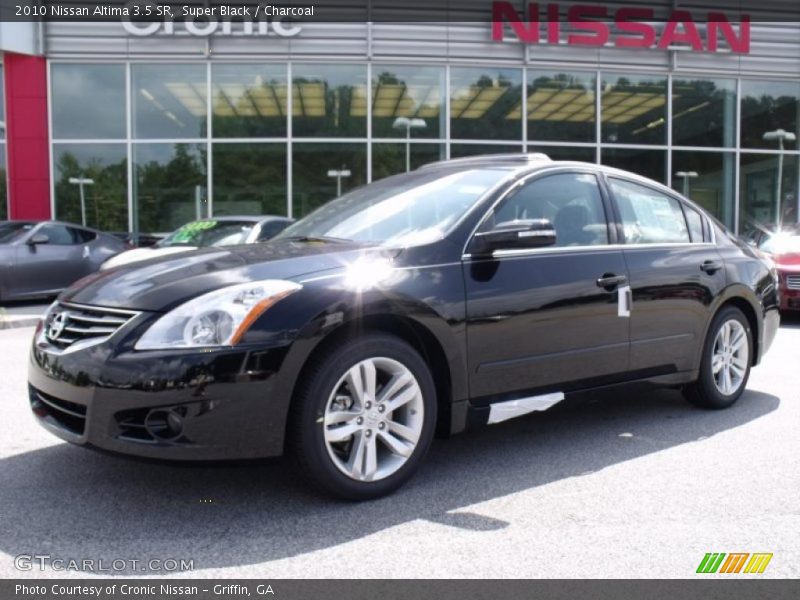 Super Black / Charcoal 2010 Nissan Altima 3.5 SR