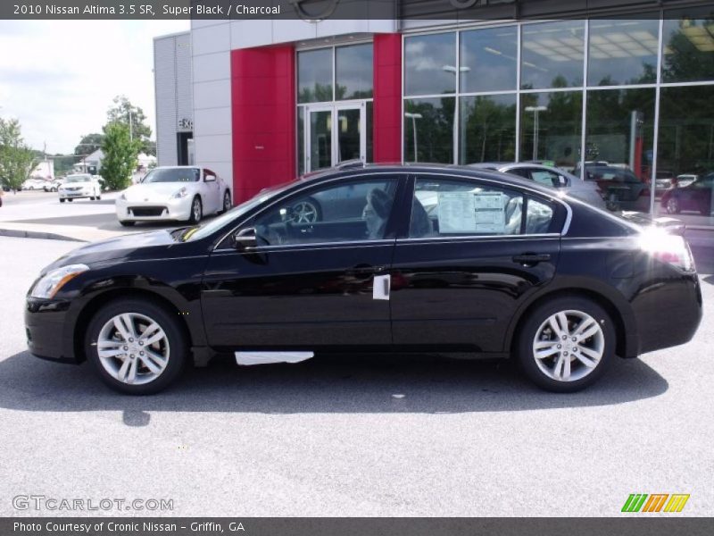 Super Black / Charcoal 2010 Nissan Altima 3.5 SR