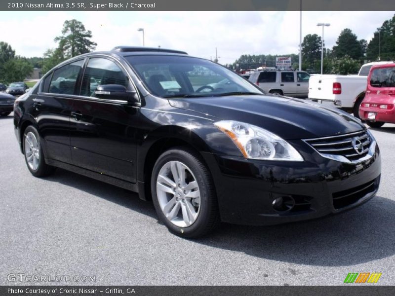 Super Black / Charcoal 2010 Nissan Altima 3.5 SR