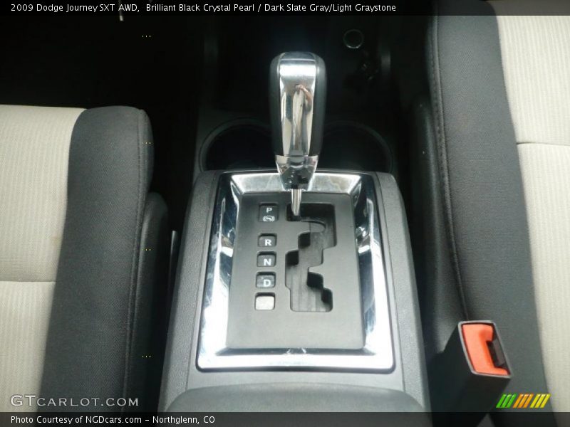 Brilliant Black Crystal Pearl / Dark Slate Gray/Light Graystone 2009 Dodge Journey SXT AWD