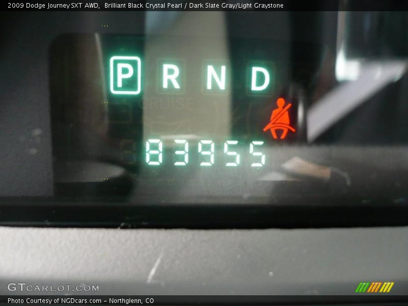 Brilliant Black Crystal Pearl / Dark Slate Gray/Light Graystone 2009 Dodge Journey SXT AWD
