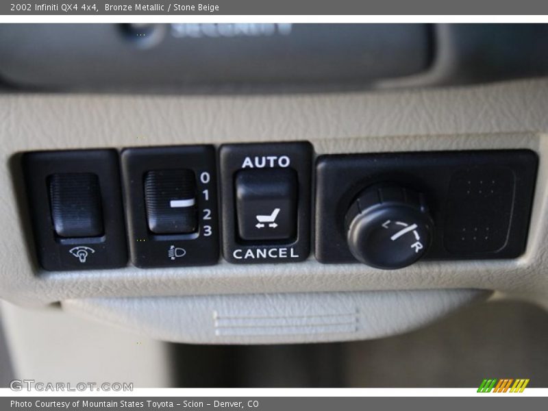 Bronze Metallic / Stone Beige 2002 Infiniti QX4 4x4