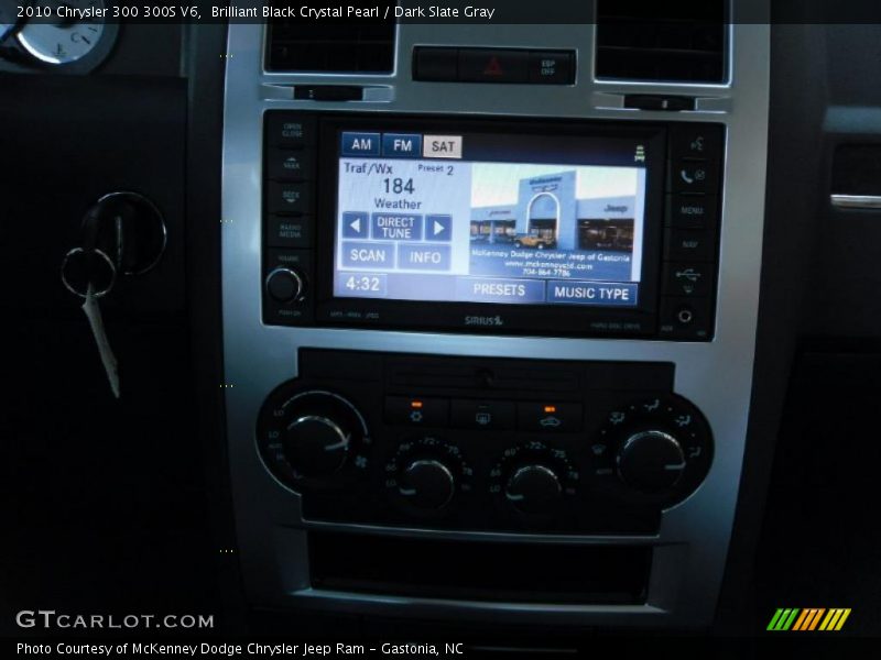 Brilliant Black Crystal Pearl / Dark Slate Gray 2010 Chrysler 300 300S V6