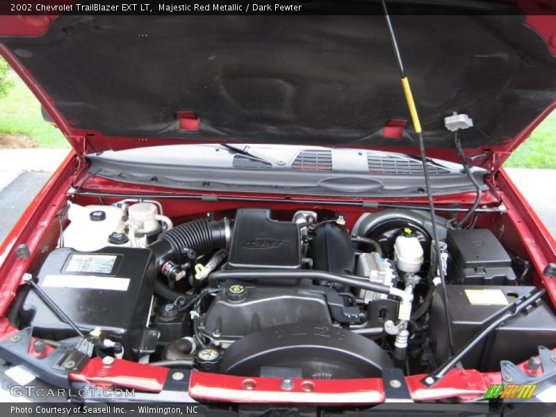 Majestic Red Metallic / Dark Pewter 2002 Chevrolet TrailBlazer EXT LT