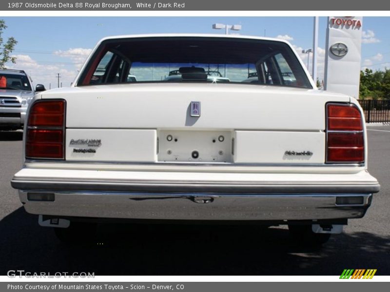 White / Dark Red 1987 Oldsmobile Delta 88 Royal Brougham