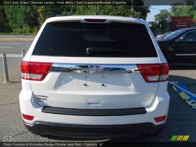 Stone White / Dark Graystone/Medium Graystone 2011 Jeep Grand Cherokee Laredo
