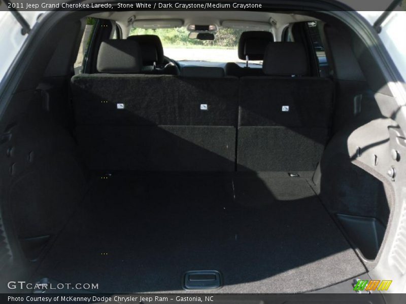 Stone White / Dark Graystone/Medium Graystone 2011 Jeep Grand Cherokee Laredo