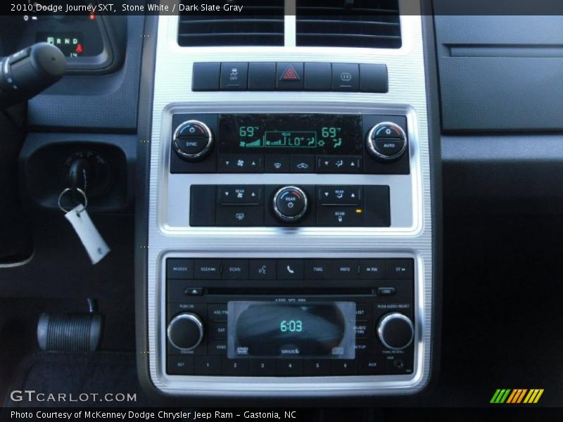 Stone White / Dark Slate Gray 2010 Dodge Journey SXT