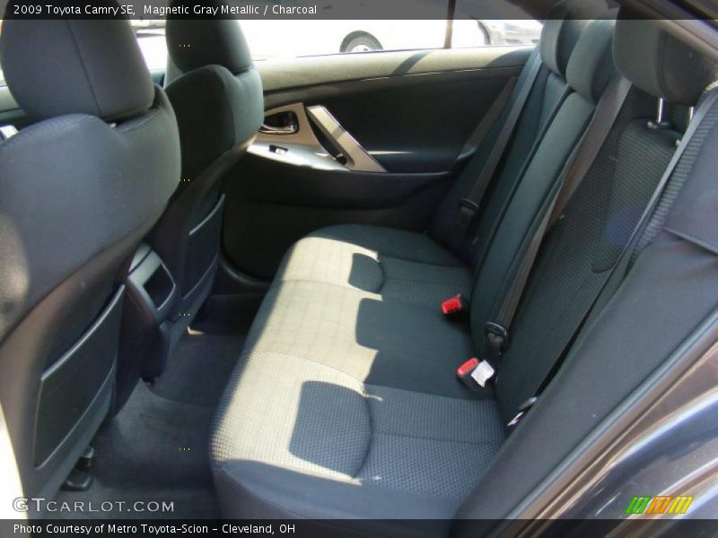 Magnetic Gray Metallic / Charcoal 2009 Toyota Camry SE