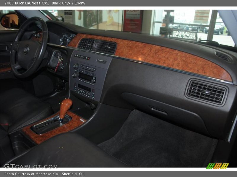 Black Onyx / Ebony 2005 Buick LaCrosse CXS