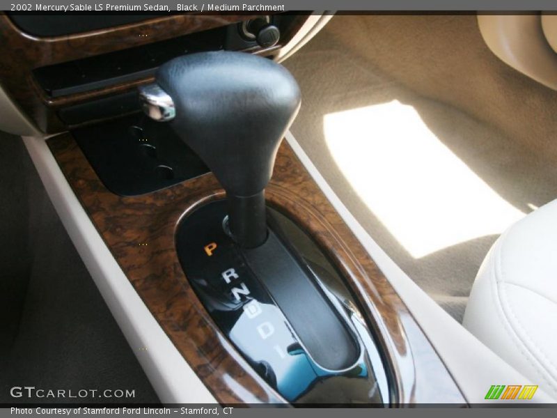 Black / Medium Parchment 2002 Mercury Sable LS Premium Sedan