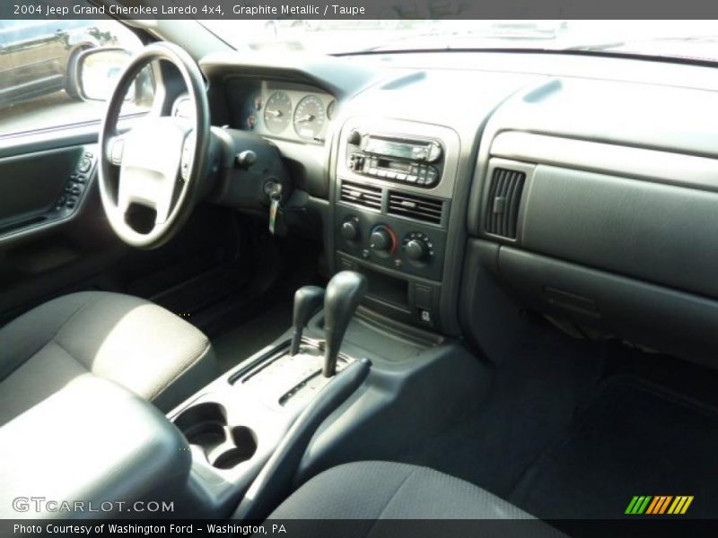 Graphite Metallic / Taupe 2004 Jeep Grand Cherokee Laredo 4x4