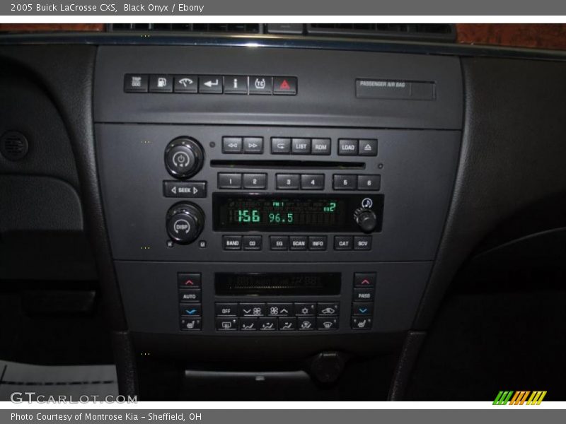 Black Onyx / Ebony 2005 Buick LaCrosse CXS