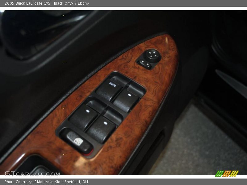 Black Onyx / Ebony 2005 Buick LaCrosse CXS