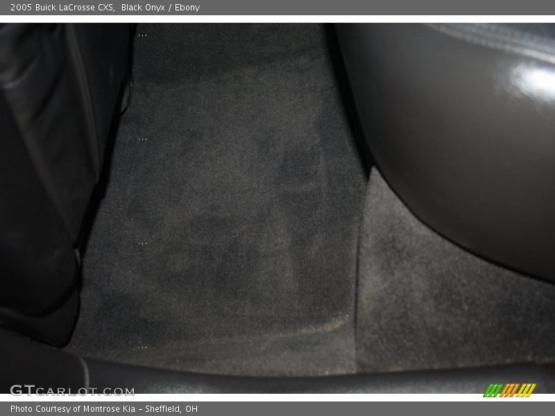 Black Onyx / Ebony 2005 Buick LaCrosse CXS