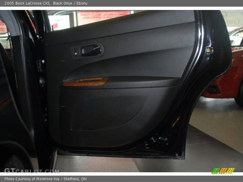 Black Onyx / Ebony 2005 Buick LaCrosse CXS
