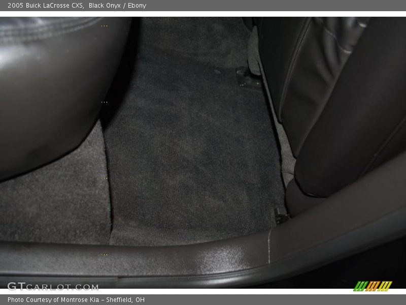 Black Onyx / Ebony 2005 Buick LaCrosse CXS