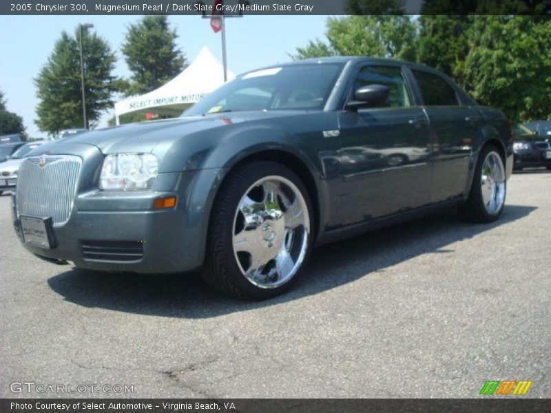Magnesium Pearl / Dark Slate Gray/Medium Slate Gray 2005 Chrysler 300