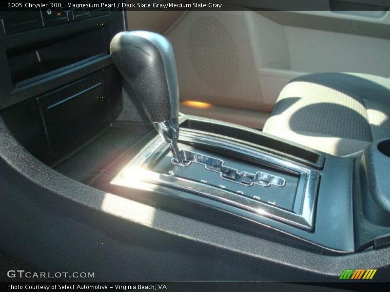 Magnesium Pearl / Dark Slate Gray/Medium Slate Gray 2005 Chrysler 300