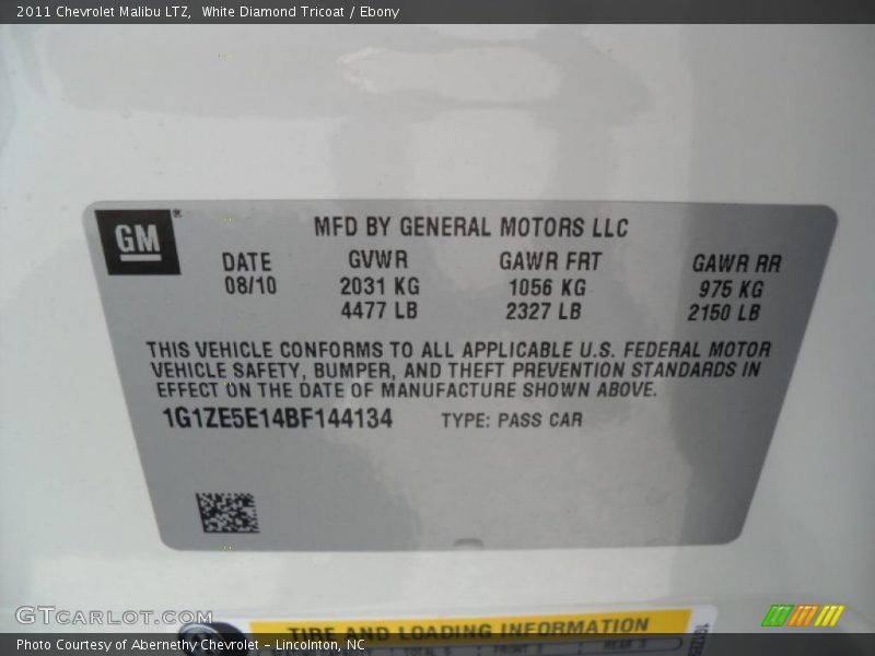 White Diamond Tricoat / Ebony 2011 Chevrolet Malibu LTZ