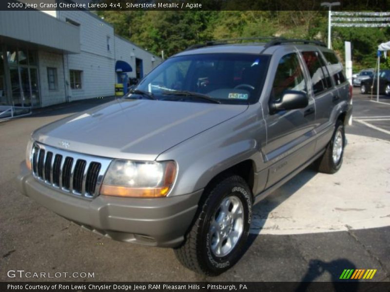 Silverstone Metallic / Agate 2000 Jeep Grand Cherokee Laredo 4x4