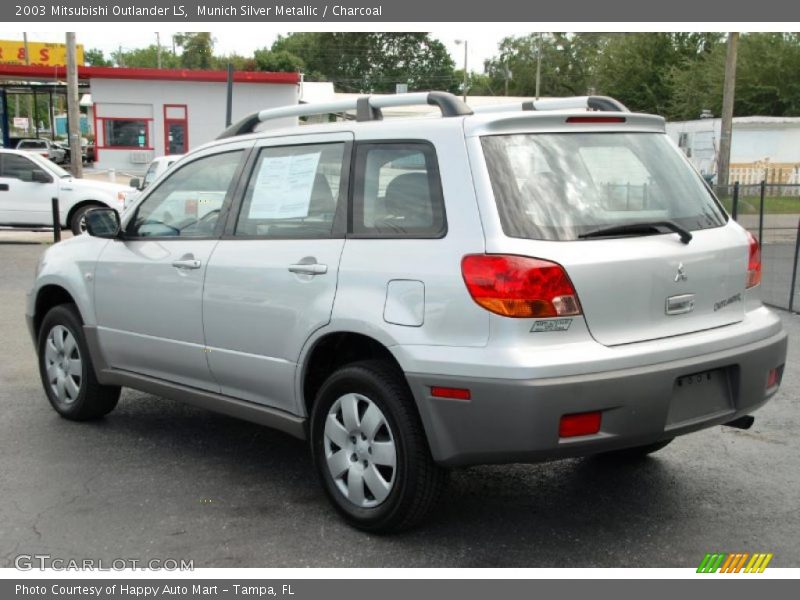 Munich Silver Metallic / Charcoal 2003 Mitsubishi Outlander LS