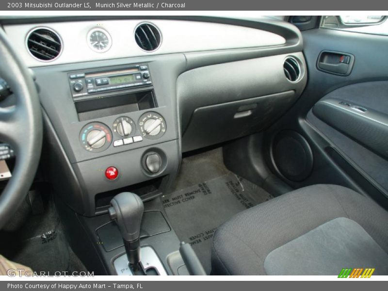 Munich Silver Metallic / Charcoal 2003 Mitsubishi Outlander LS