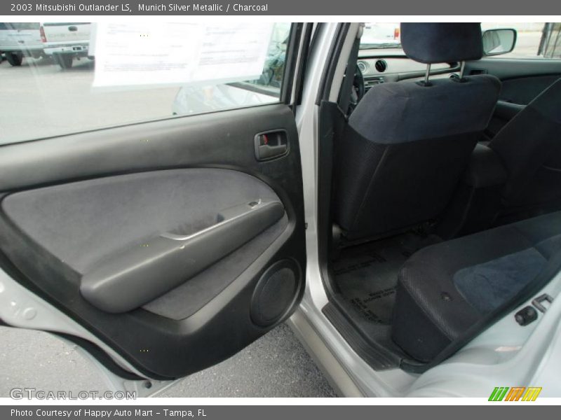 Munich Silver Metallic / Charcoal 2003 Mitsubishi Outlander LS