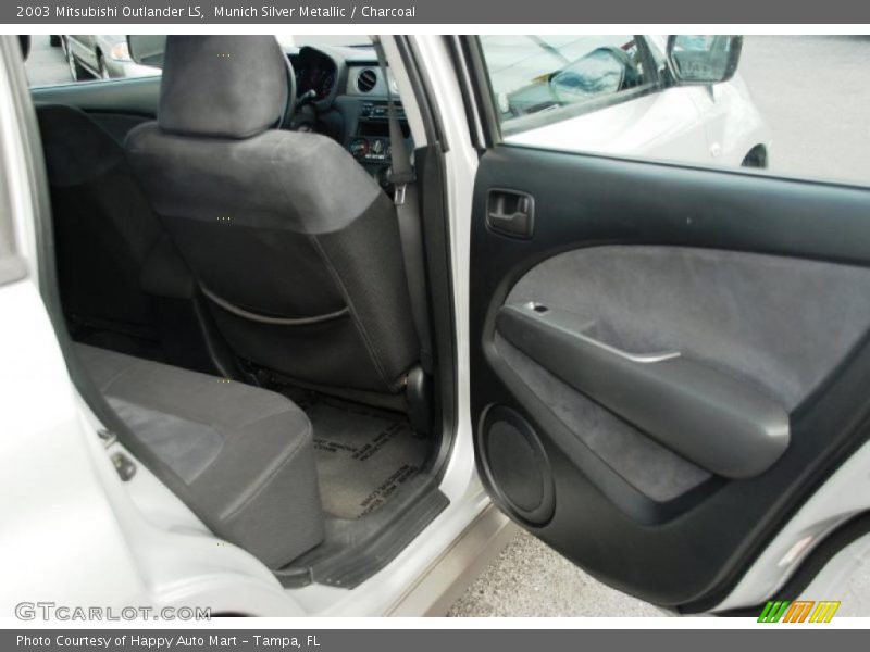 Munich Silver Metallic / Charcoal 2003 Mitsubishi Outlander LS