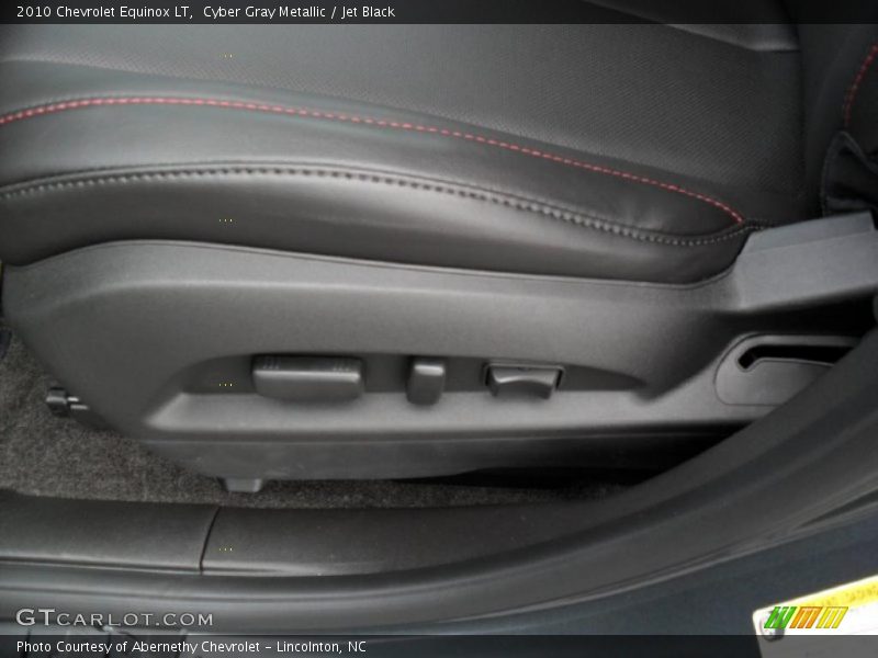 Cyber Gray Metallic / Jet Black 2010 Chevrolet Equinox LT