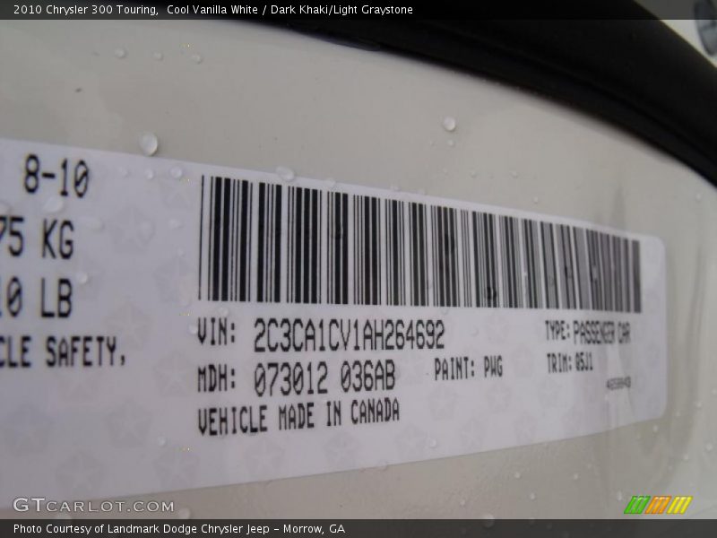 Cool Vanilla White / Dark Khaki/Light Graystone 2010 Chrysler 300 Touring