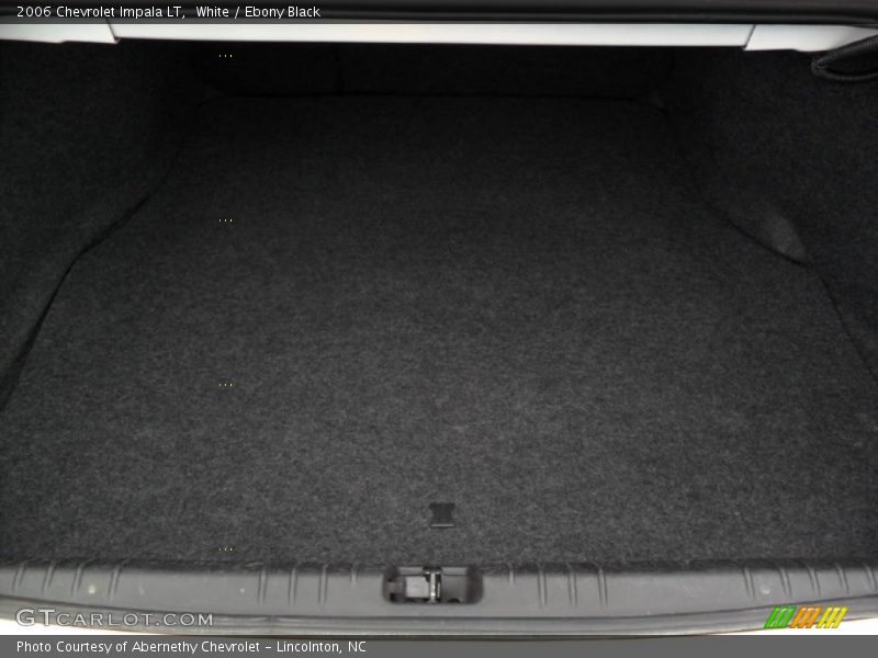 White / Ebony Black 2006 Chevrolet Impala LT