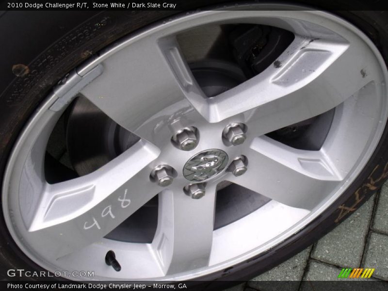 Stone White / Dark Slate Gray 2010 Dodge Challenger R/T