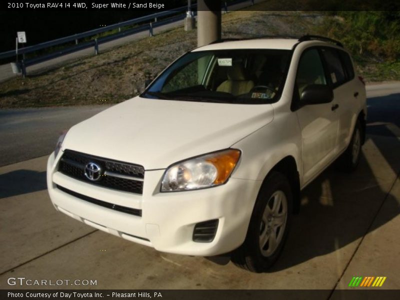 Super White / Sand Beige 2010 Toyota RAV4 I4 4WD