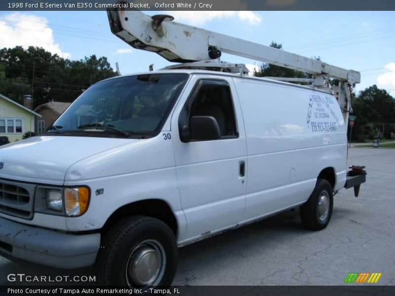 Oxford White / Grey 1998 Ford E Series Van E350 Commercial Bucket
