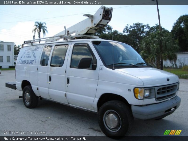 Oxford White / Grey 1998 Ford E Series Van E350 Commercial Bucket