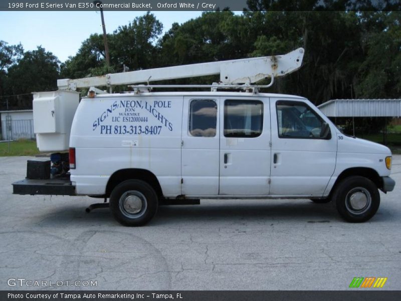 Oxford White / Grey 1998 Ford E Series Van E350 Commercial Bucket