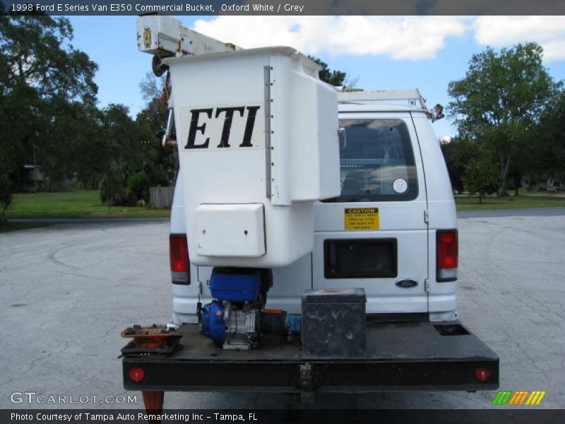 Oxford White / Grey 1998 Ford E Series Van E350 Commercial Bucket