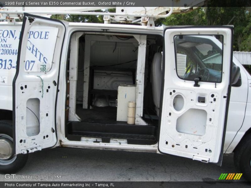 Oxford White / Grey 1998 Ford E Series Van E350 Commercial Bucket